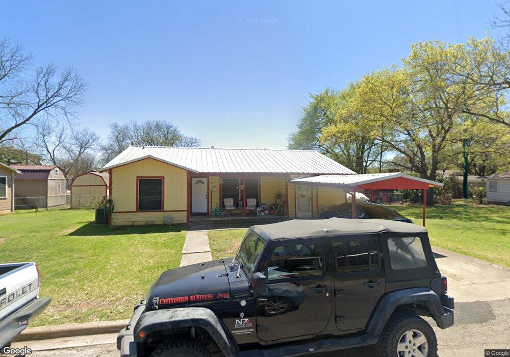 309 Moon St, Cleburne, TX 76033 - photo 1
