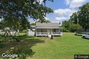 119 School St, Ewing, IL 62836