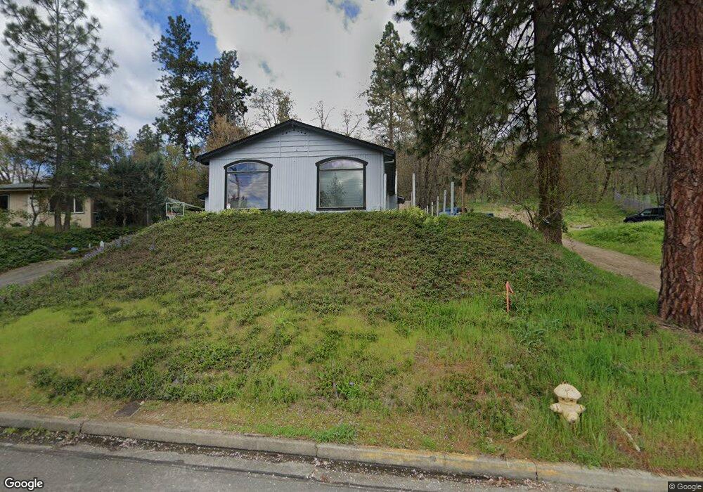 1202 NW Sunset Dr, Grants Pass, OR 97526 - photo 1