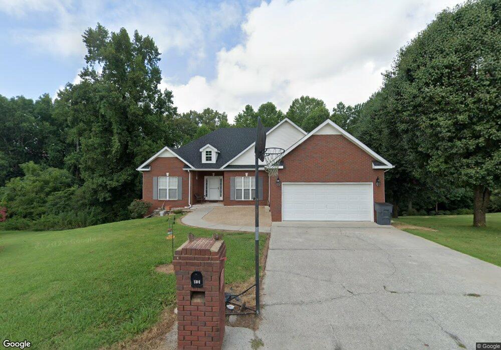 104 N Steeplechase Dr, McMinnville, TN 37110 - photo 1
