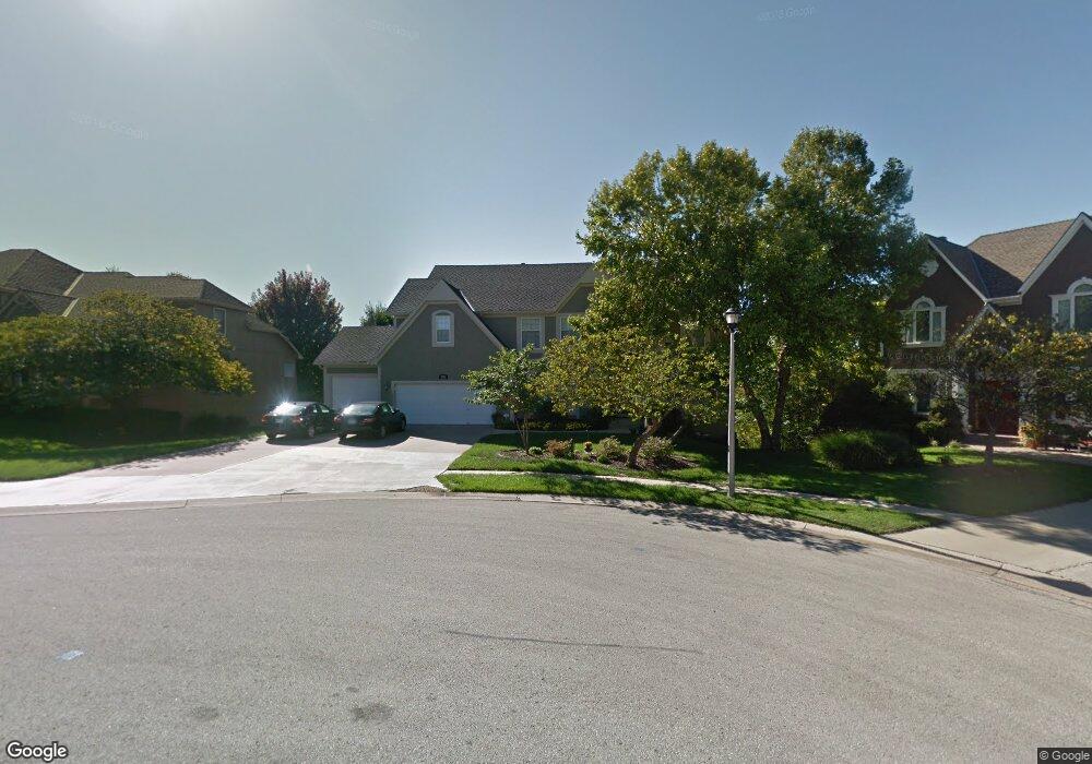 5710 Alden Ct, Shawnee, KS 66216 - photo 1