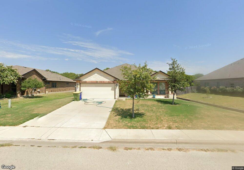 704 Leah Dr, Troy, TX 76579 - photo 1