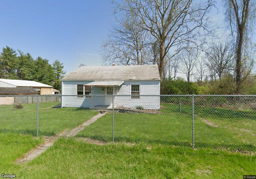 1224 Cross Keys Rd, Reading, PA 19605 - photo 1