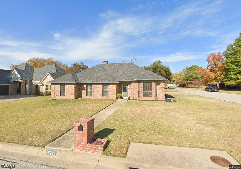 8733 Woodstair Dr, North Richland Hills, TX 76182 - photo 1