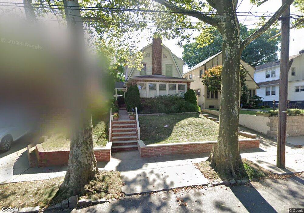 3335 168th St, Flushing, NY 11358 - photo 1