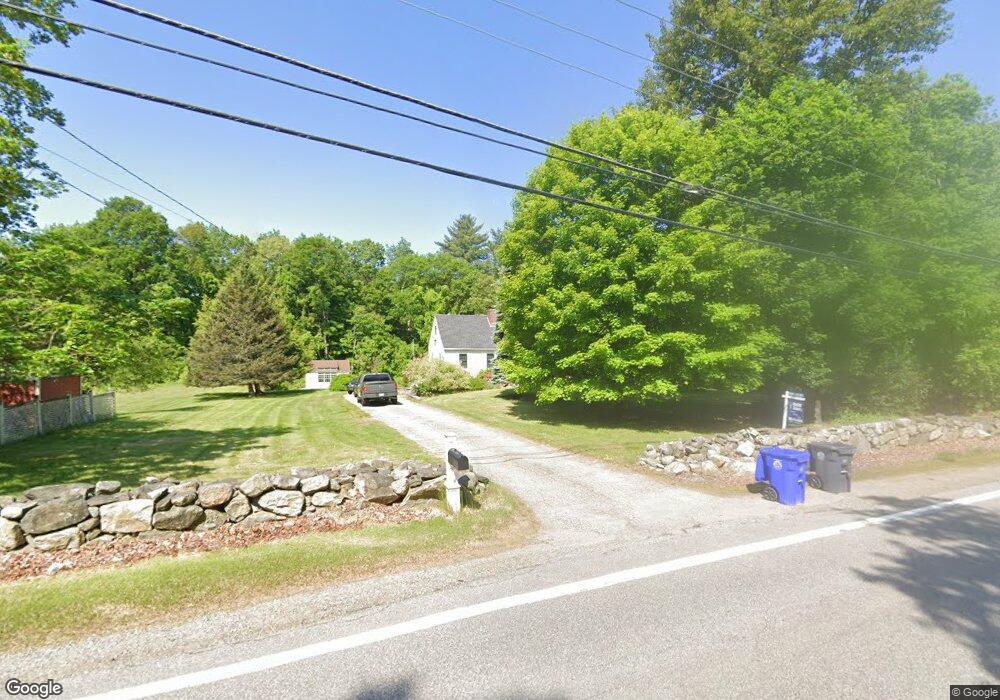 562 Main St, Hampstead, NH 03841 - photo 1