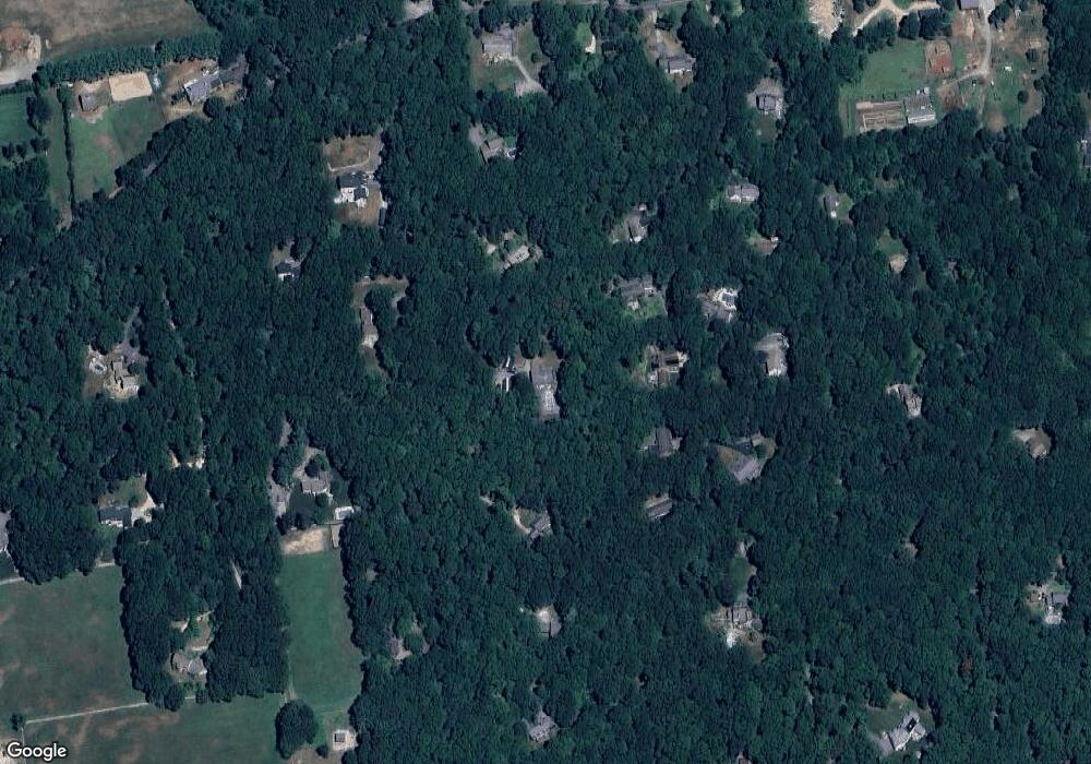 858 Curtis Corner Rd, Wakefield, RI 02879 - photo 1