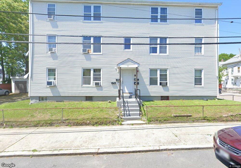 111 Randall St, Pawtucket, RI 02860 - photo 1