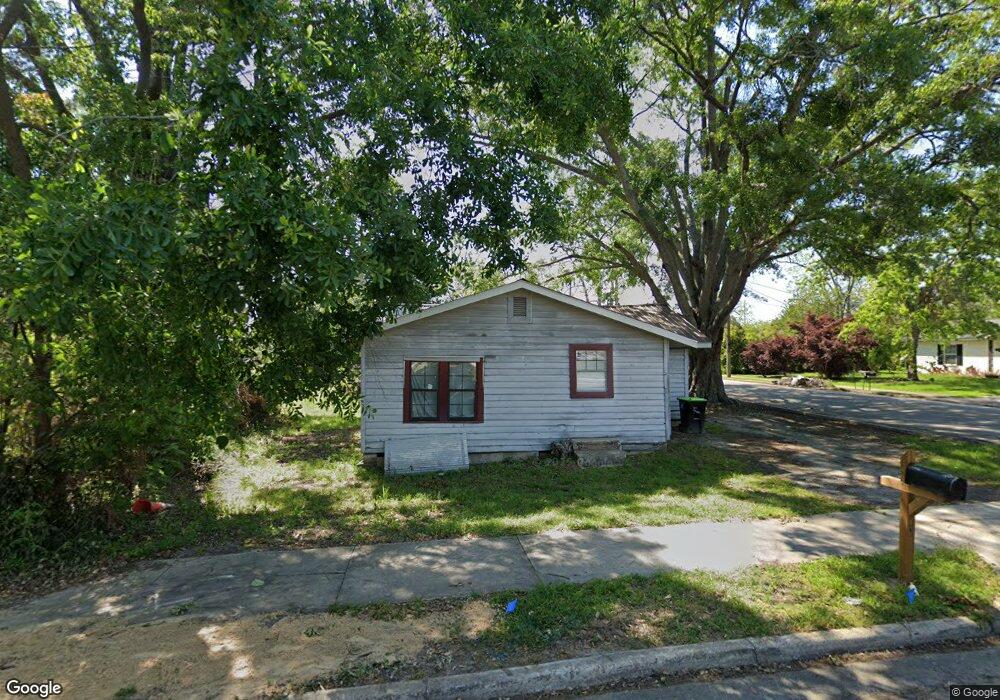 701 Daughtry Ave S, Douglas, GA 31533 - photo 1