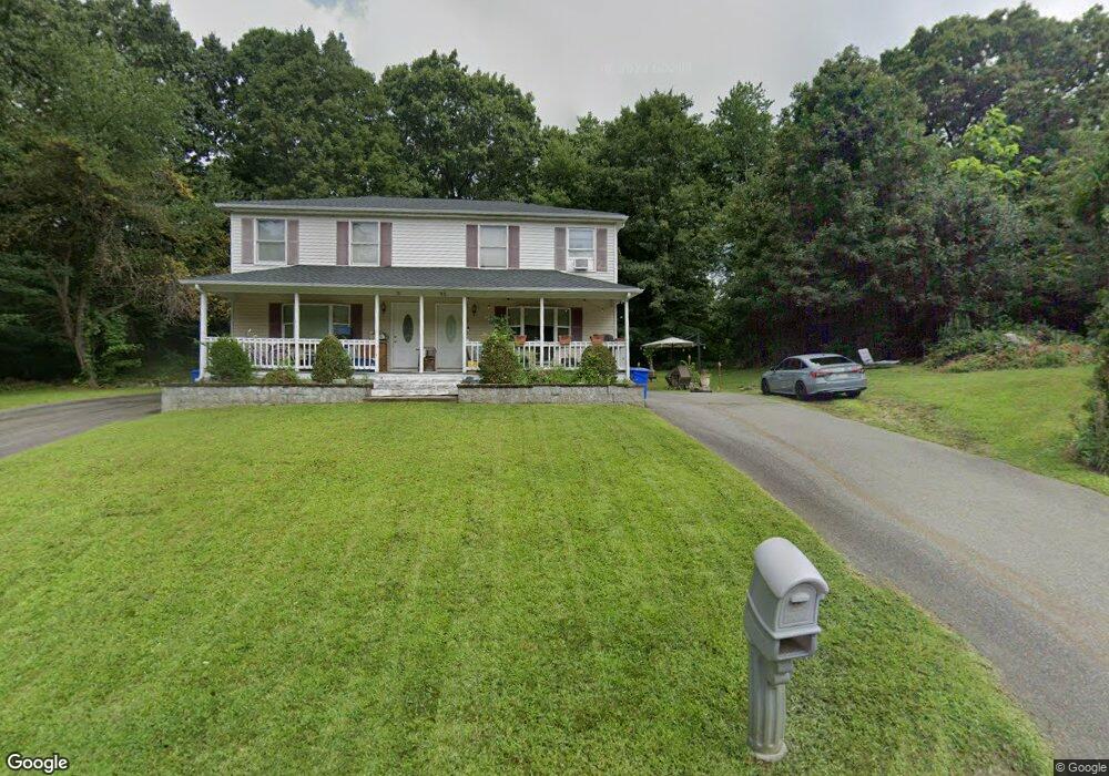 31 Bluebird Cir, Ludlow, MA 01056 - photo 1