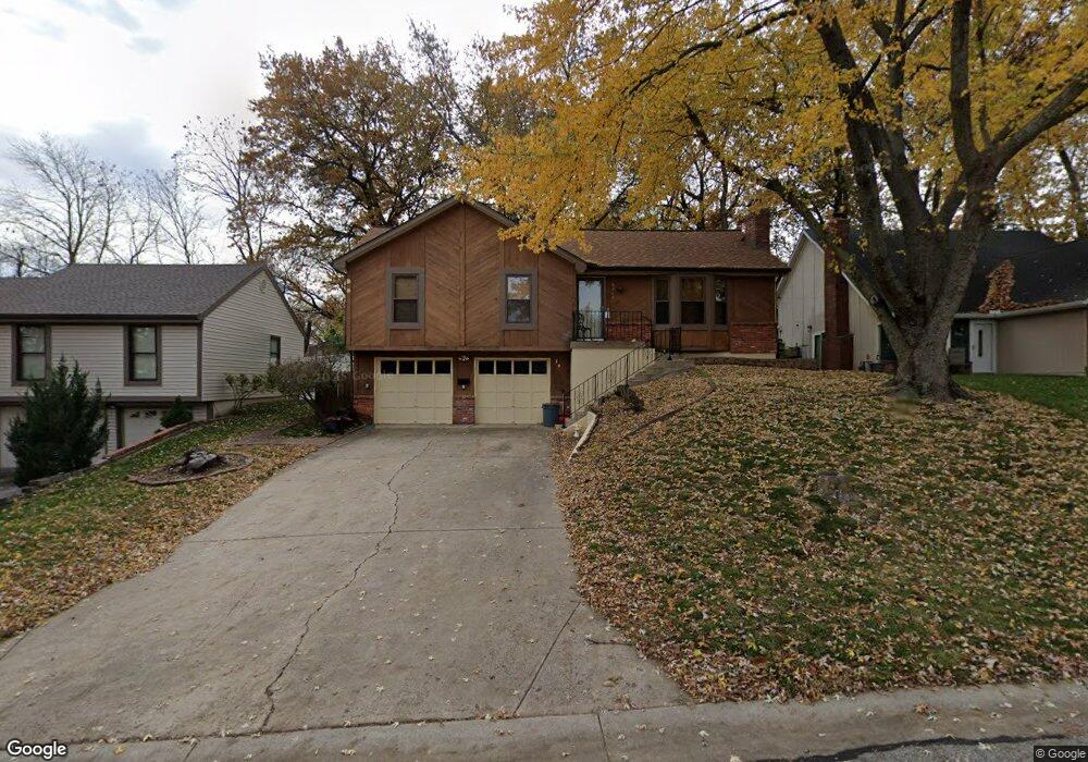 9717 W 49th Place, Shawnee, KS 66203 - photo 1