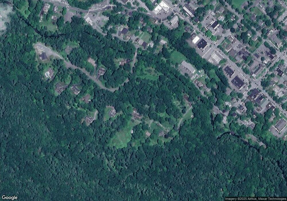 106 Quarter Horse Ln, Milford, PA 18337 - photo 1