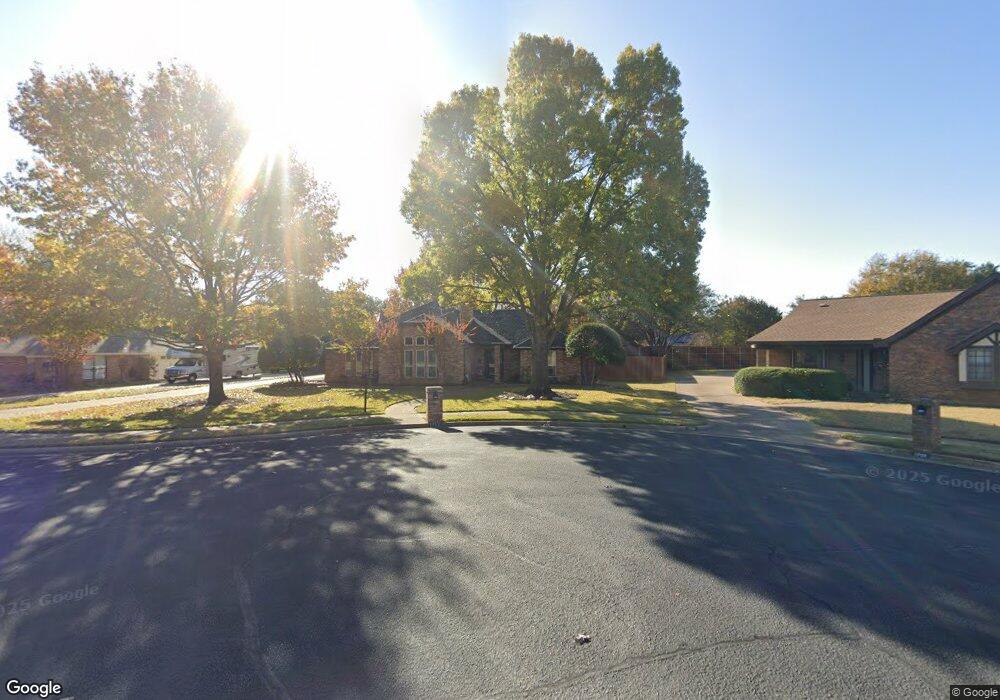 1712 Arthurs Cir, Bedford, TX 76021 - photo 1