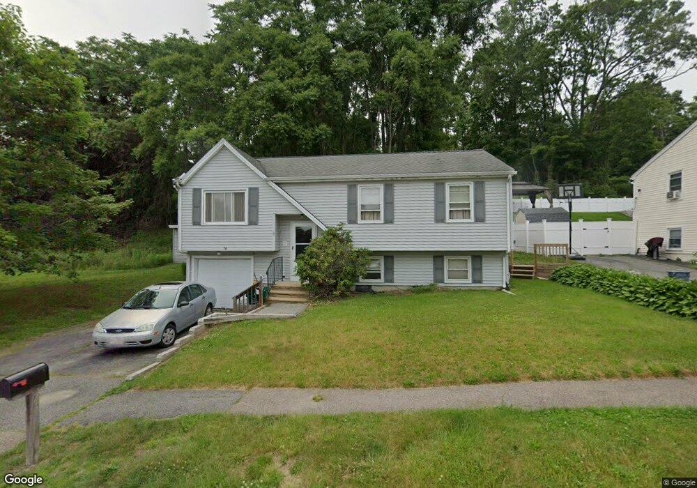 77 Parsons Hill Dr, Worcester, MA 01603 - photo 1