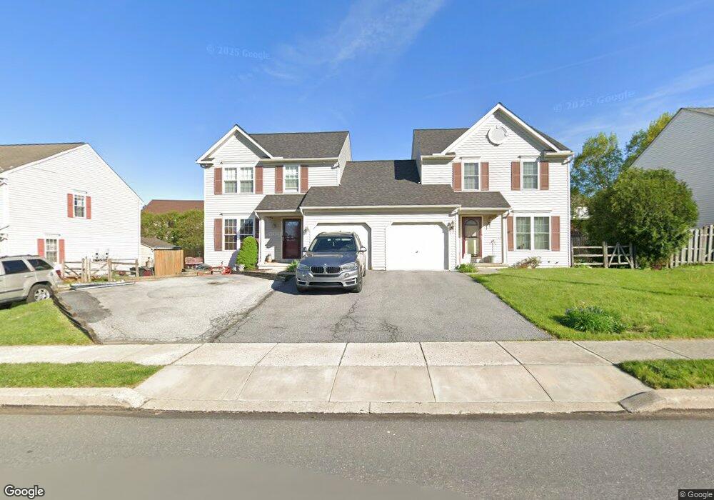 1005 Walnut St, Honey Brook, PA 19344 - photo 1