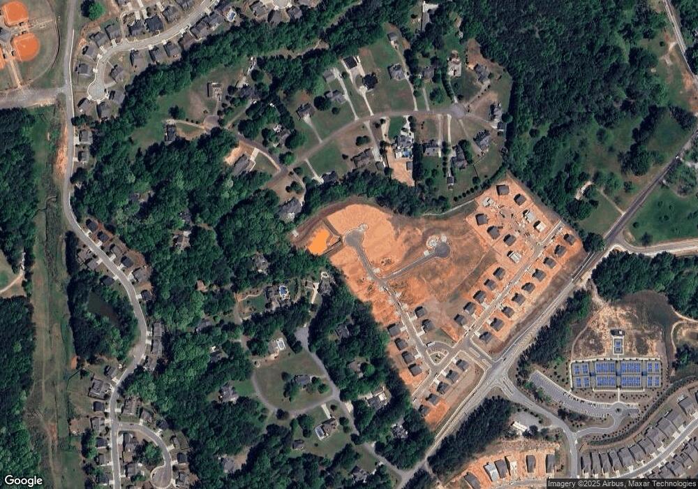 300 Peachtree Rd unit Oakmont Flex w/ Base, Hoschton, GA 30548 - photo 1