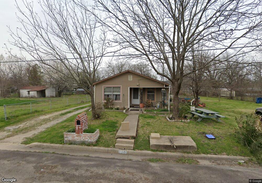 1800 W 12th Ave, Corsicana, TX 75110 - photo 1