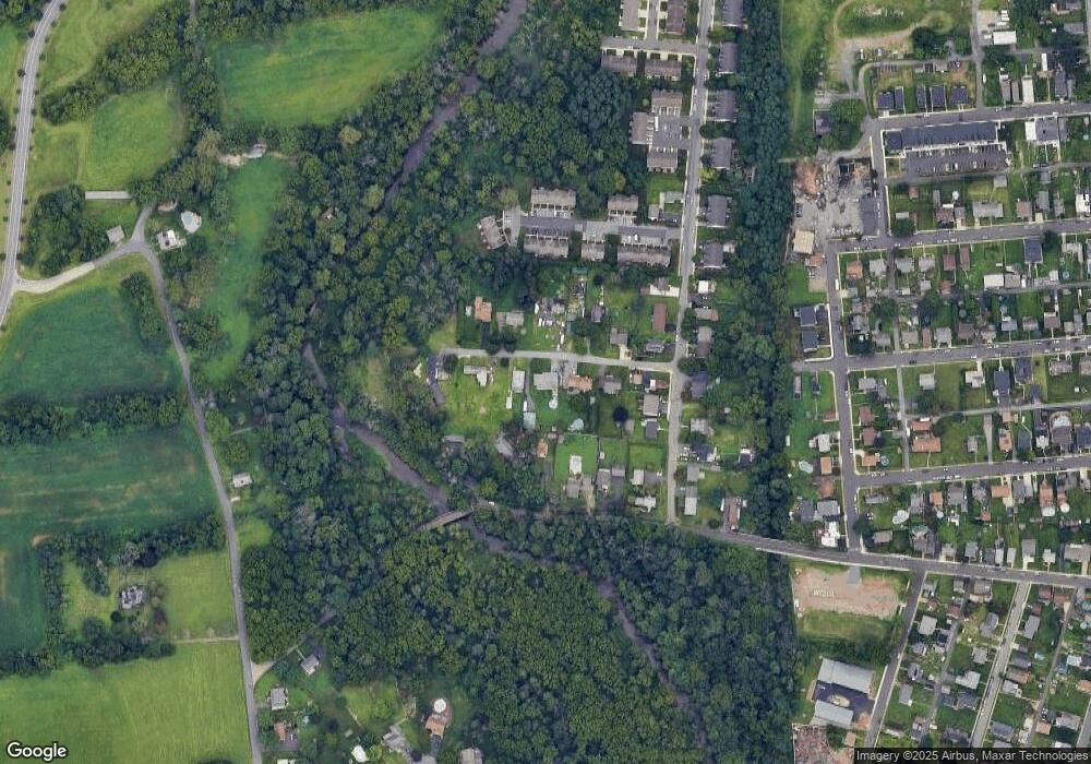 1730 Lavan St, Bethlehem, PA 18015 - photo 1