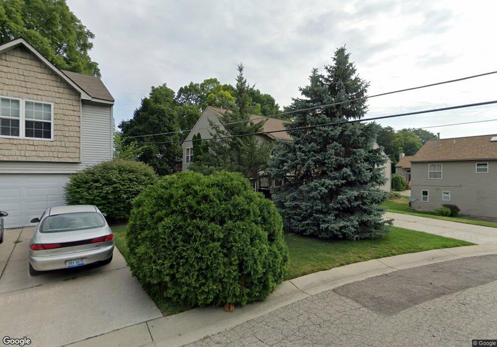 6950 Palos Verdes Ln, Waterford, MI 48327 - photo 1