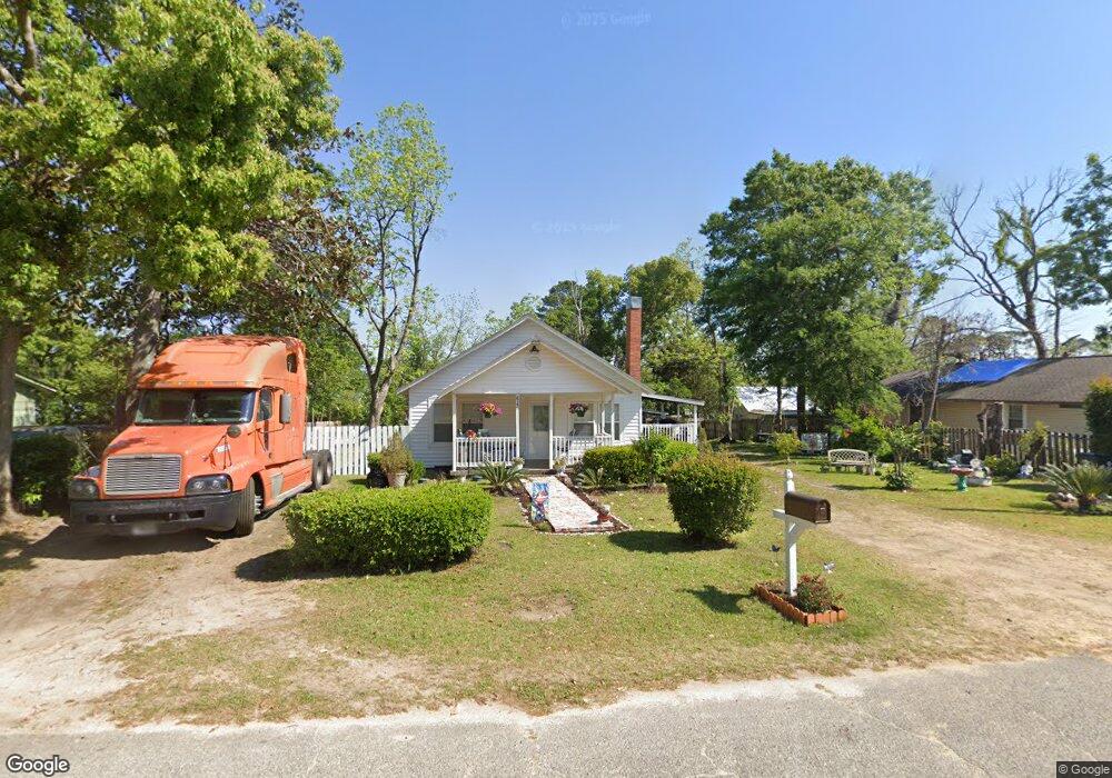 815 Cleveland St, Douglas, GA 31533 - photo 1