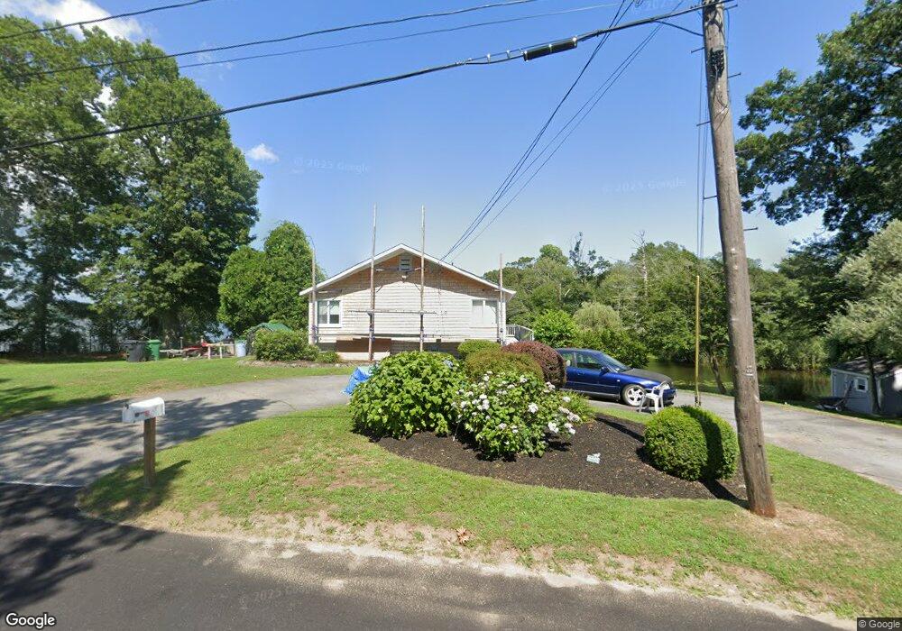 564 Lake Shore Dr, Warwick, RI 02889 - photo 1