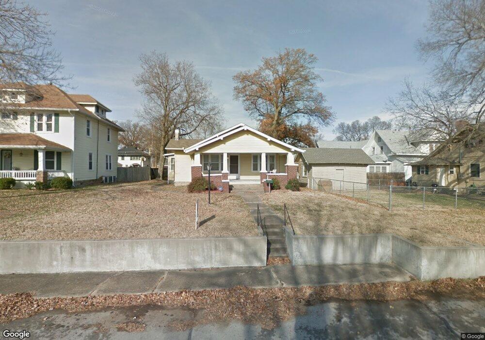 1515 Appleton St, Parsons, KS 67357 - photo 1