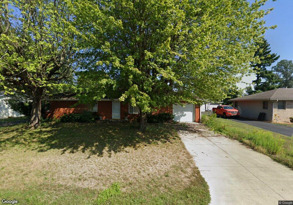 638 Falcon Dr, Columbus, IN 47201 - photo 1