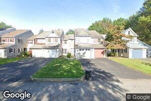 8 Banyan St, Selinsgrove, PA 17870