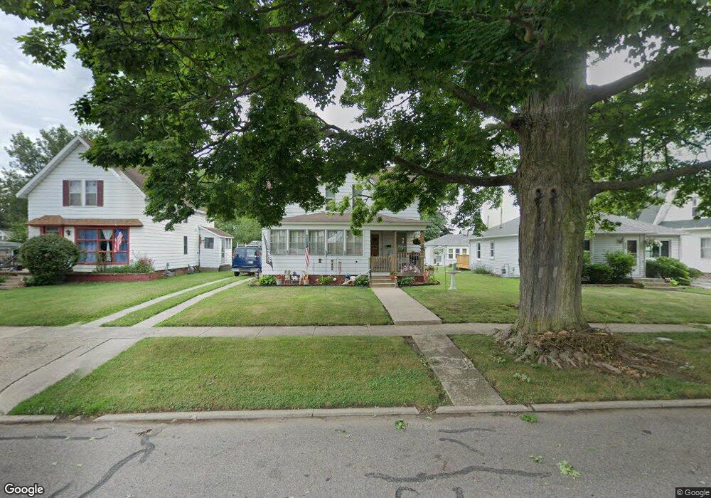 902 E St, La Porte, IN 46350 - photo 1