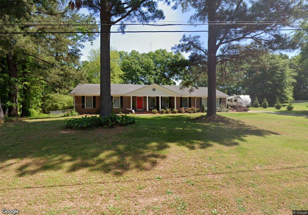 73 Howard Cir, Winder, GA 30680 - photo 1