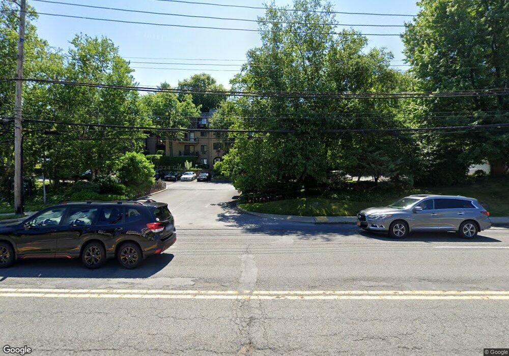 Scarsdale Woods unit 238, Scarsdale, NY 10583 - photo 1