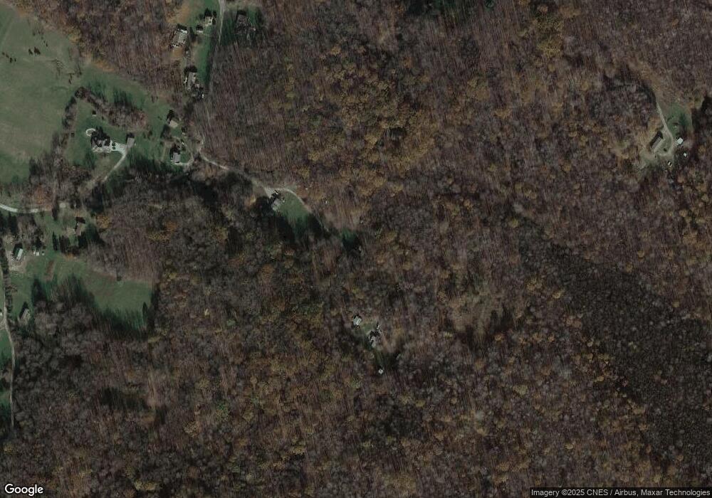 1531 Vernon Ln, Latrobe, PA 15650 - photo 1