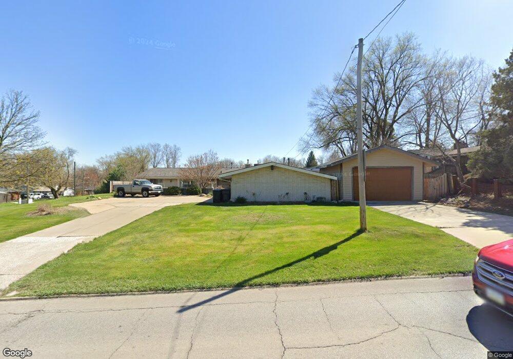 1602 Mckinley Ave, Des Moines, IA 50315 - photo 1