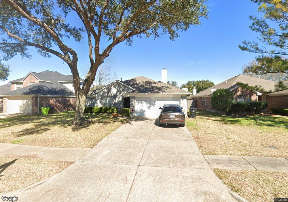 1613 Village Court Dr, Rosenberg, TX 77471 - photo 1