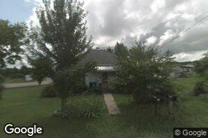 400 Lombar St, Iberia, MO 65486