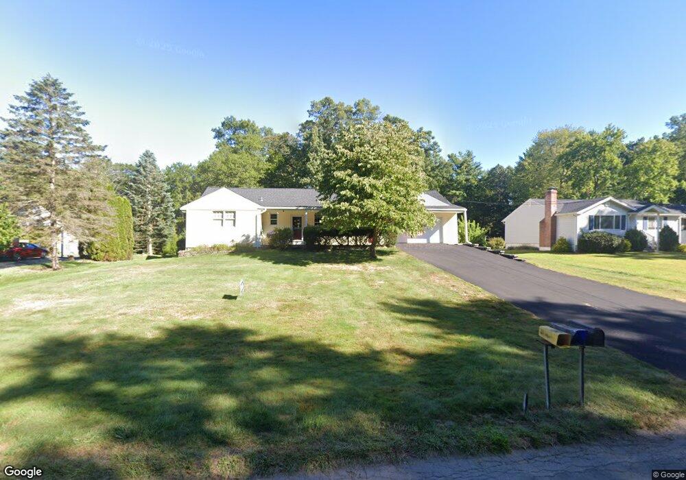 25 Rolocut Rd, Broad Brook, CT 06016 - photo 1