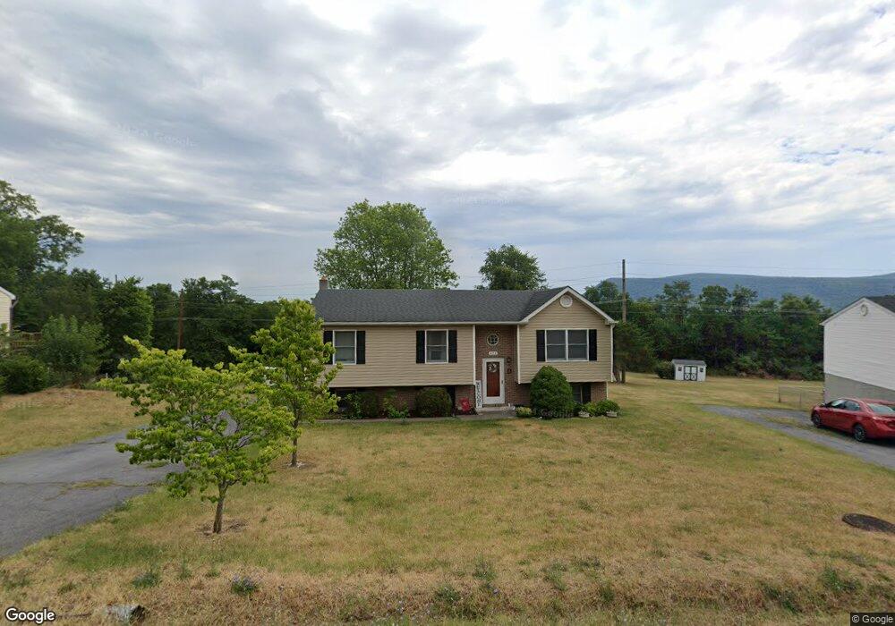 226 Little Sorrel Dr, Strasburg, VA 22657 - photo 1