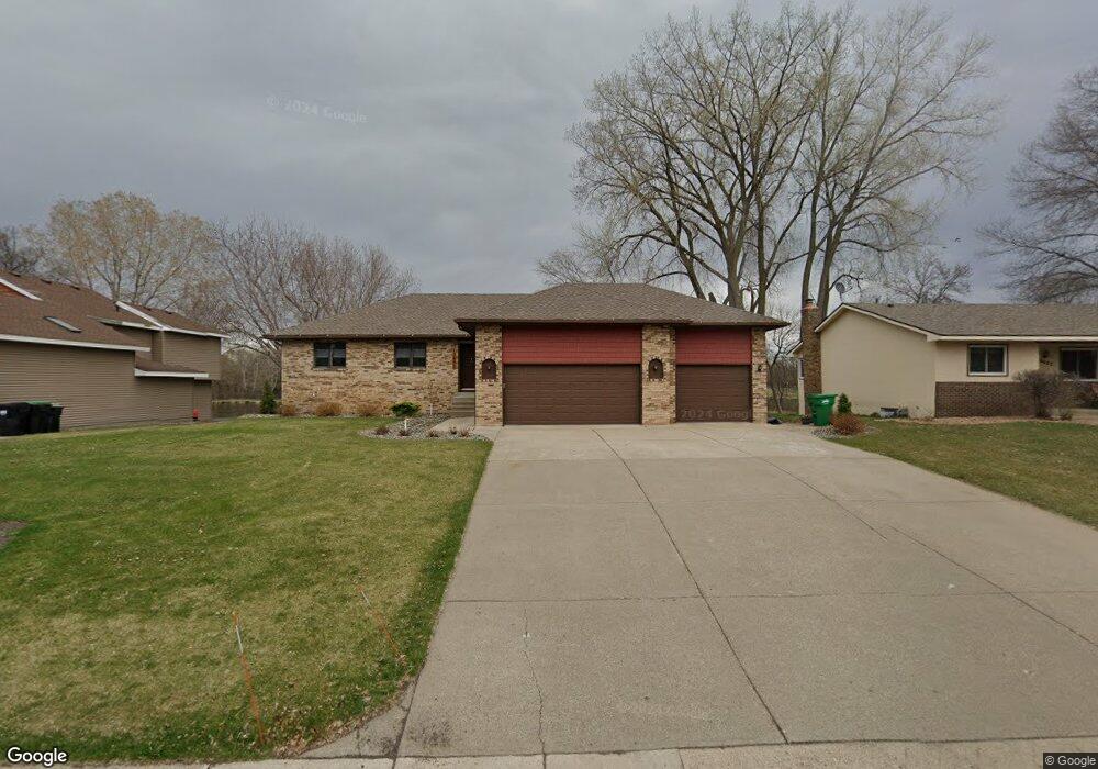 10633 Drake St NW, Coon Rapids, MN 55433 - photo 1