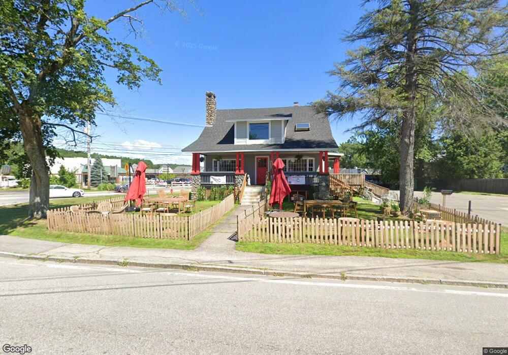 2 Pleasant St, Meredith, NH 03253 - photo 1