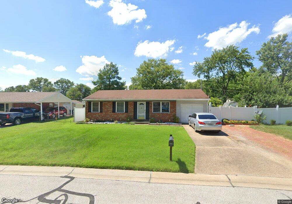 3321 Catesby Ln, Saint Charles, MO 63301 - photo 1