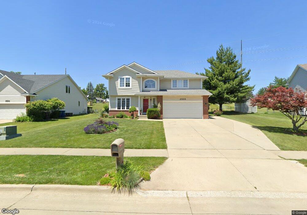 2530 E Marion St, Des Moines, IA 50320 - photo 1