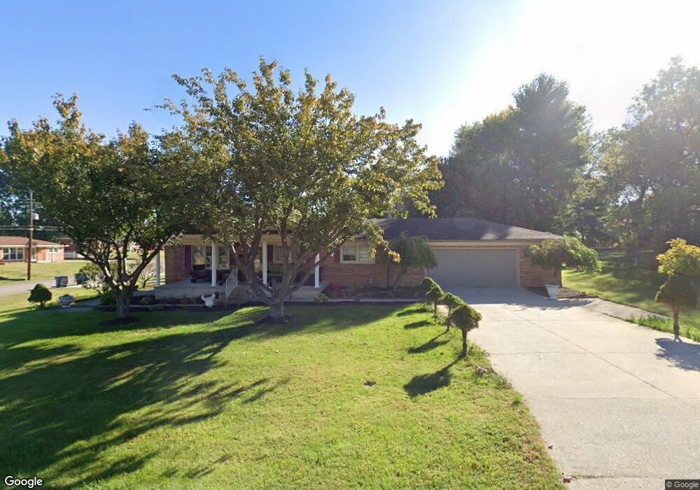 7801 Donegal Dr, Louisville, KY 40219 - photo 1