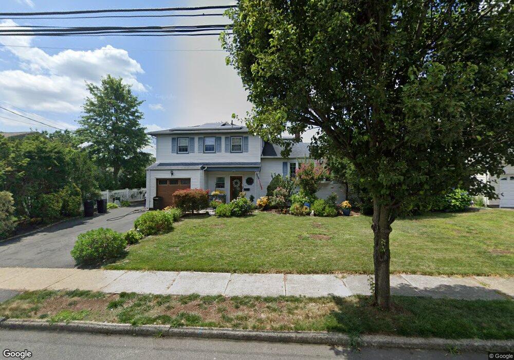 71 Thanksgiving Ln, Clifton, NJ 07013 - photo 1