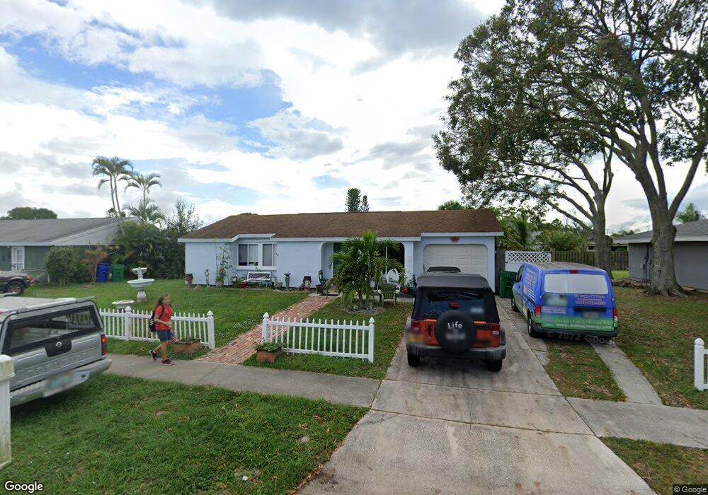 929 Laredo Ln, Sebastian, FL 32958 - photo 1