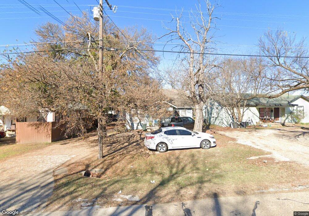 306 E Denton St, Ennis, TX 75119 - photo 1