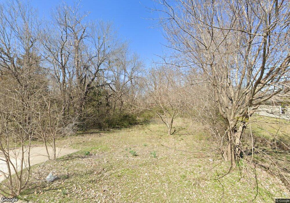 111 E Goodykoontz Ave, Sapulpa, OK 74066 - photo 1