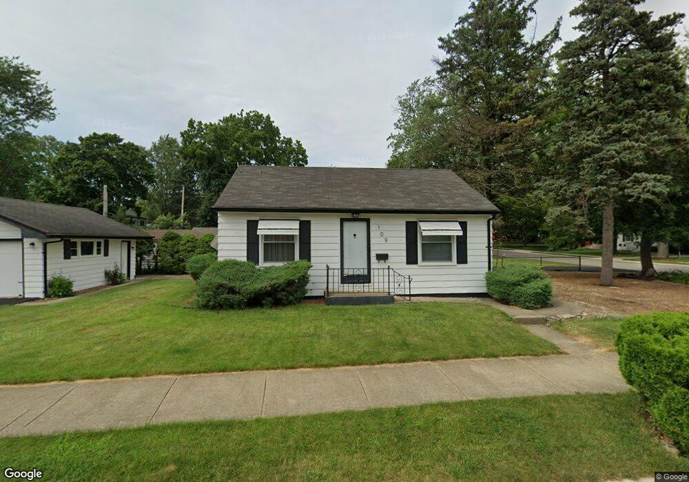 109 W 14th Ave, Naperville, IL 60563 - photo 1