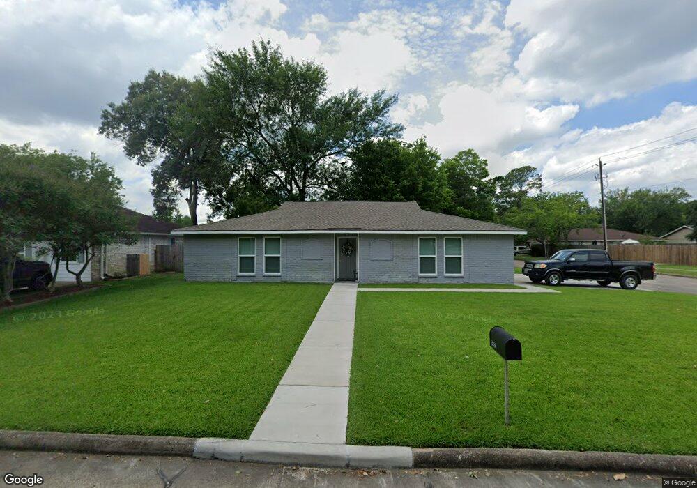 16802 Barcelona Dr, Friendswood, TX 77546 - photo 1