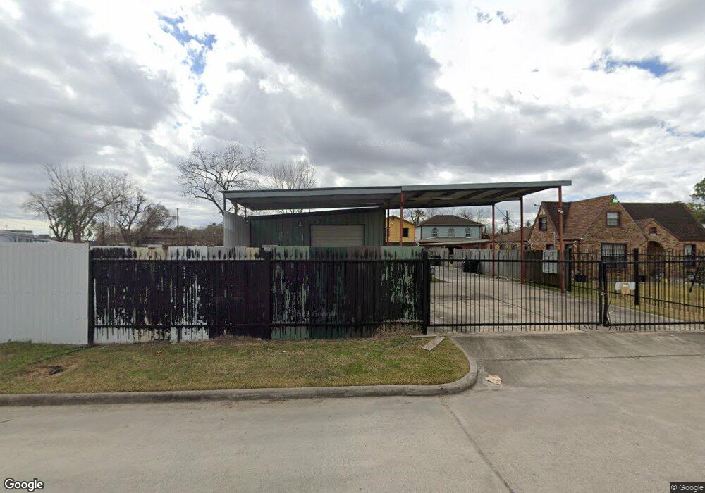 7352 Edna St, Houston, TX 77087 - photo 1