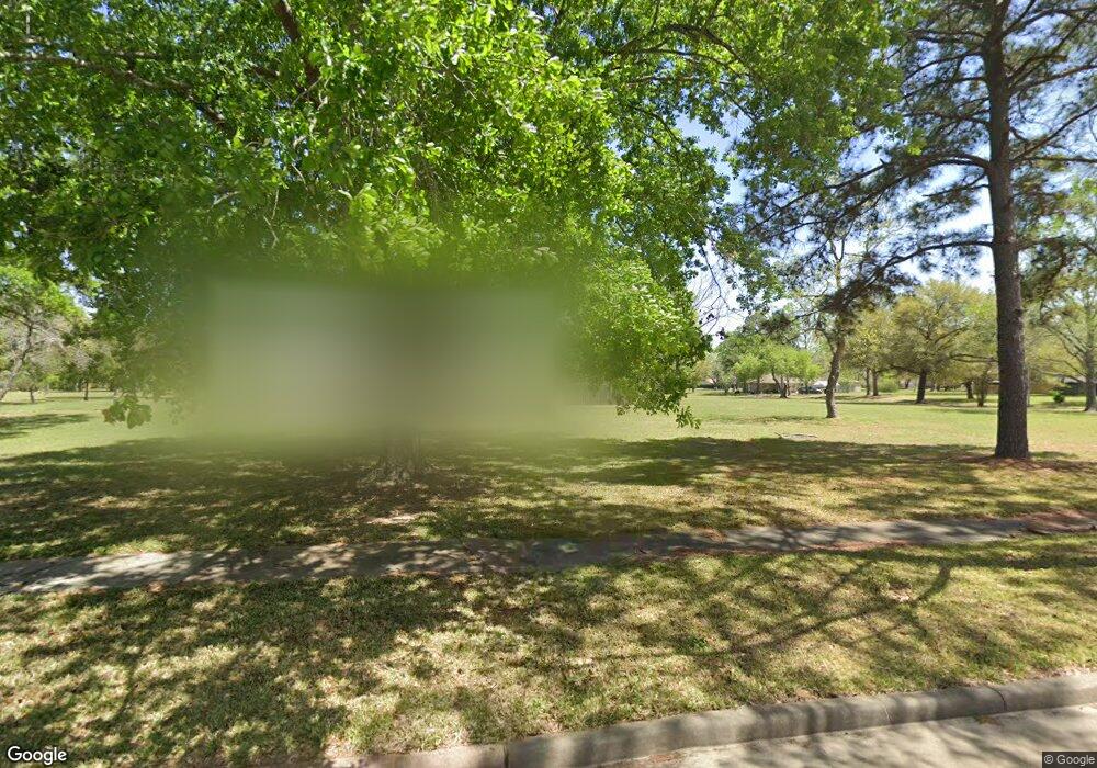 7118 Wood Heather Ln, Houston, TX 77040 - photo 1